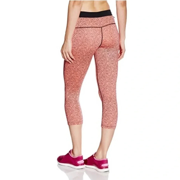 Nike Dri-Fit Printed Relay Crop Leggings - Picture 2 of 7